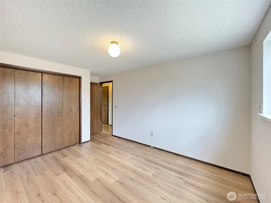 41 Mclaughlin Road Sequim WA 98382