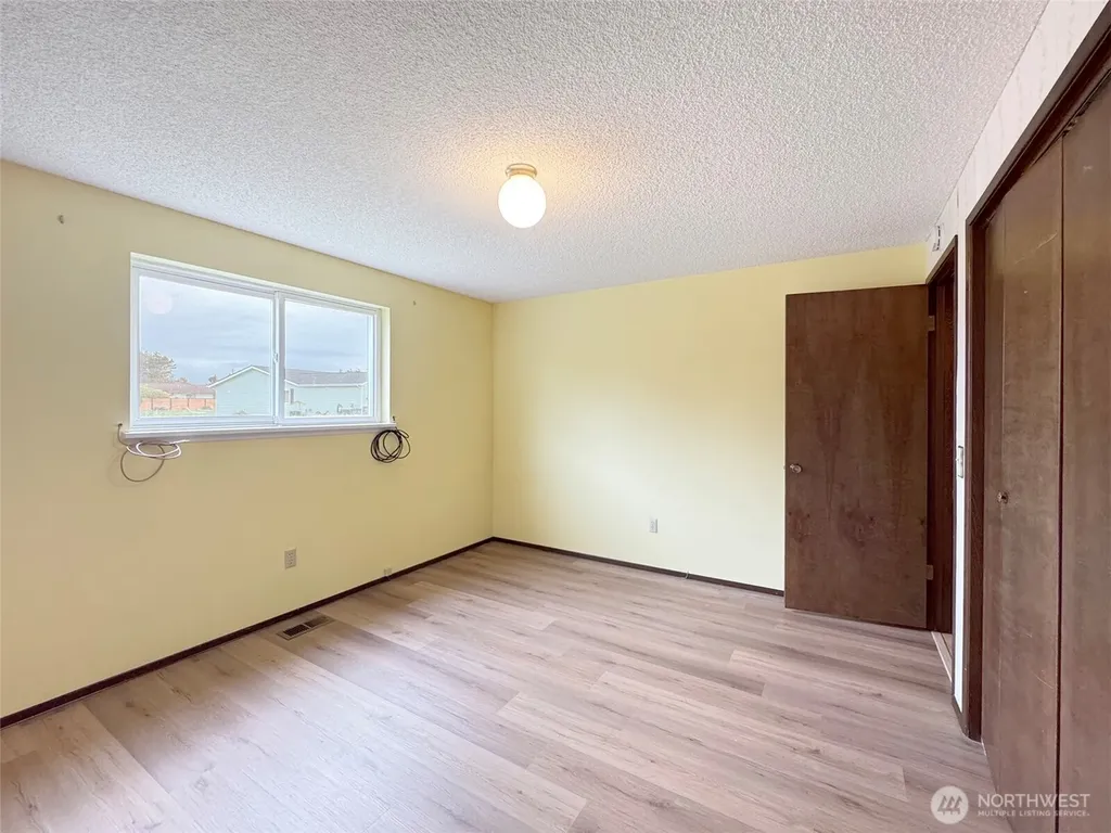 41 Mclaughlin Road Sequim WA 98382