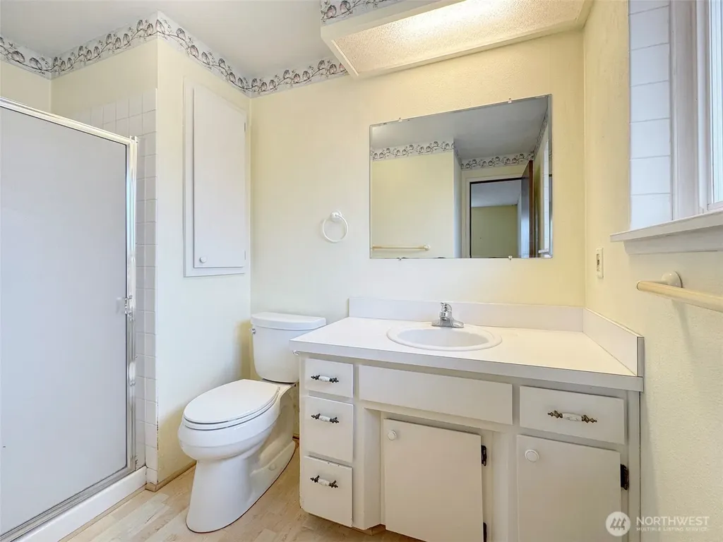 41 Mclaughlin Road Sequim WA 98382