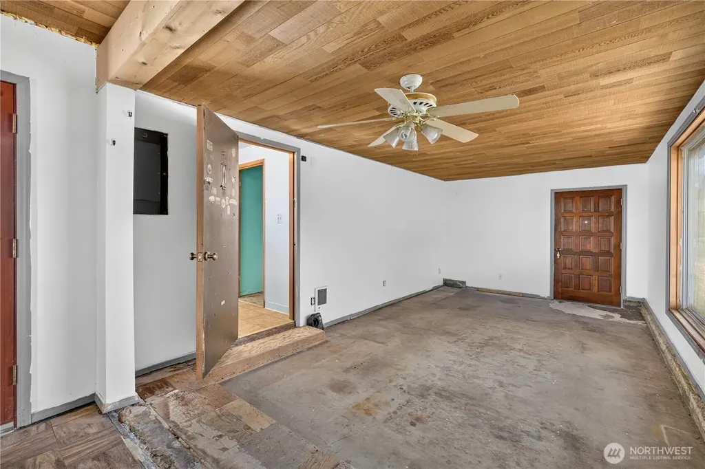 719 S Catalpa Moses Lake WA 98837