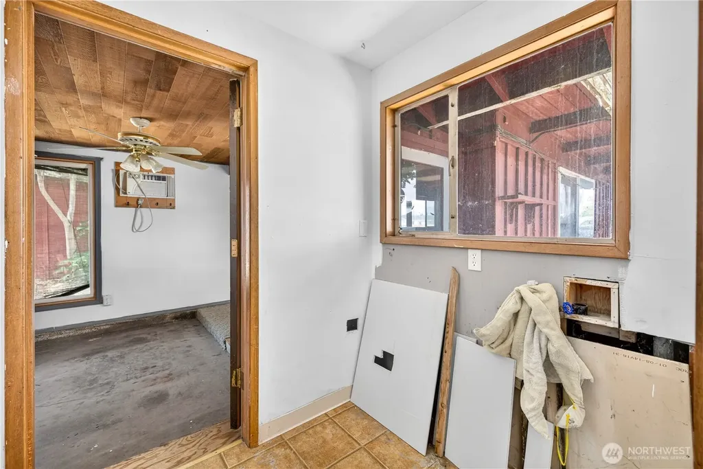 719 S Catalpa Moses Lake WA 98837