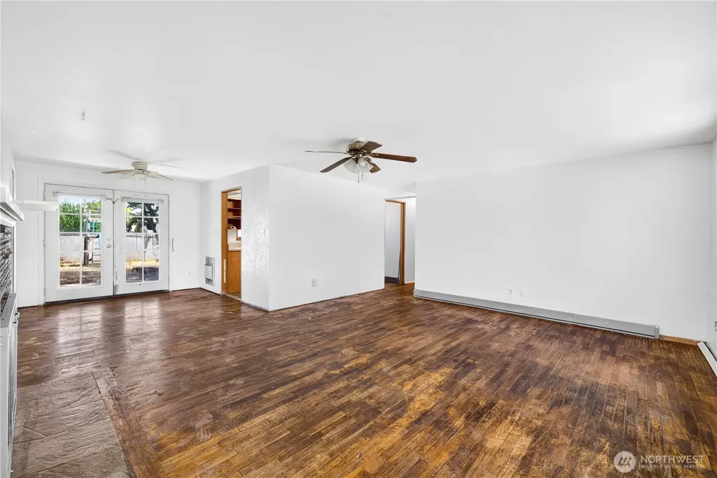 719 S Catalpa Moses Lake WA 98837
