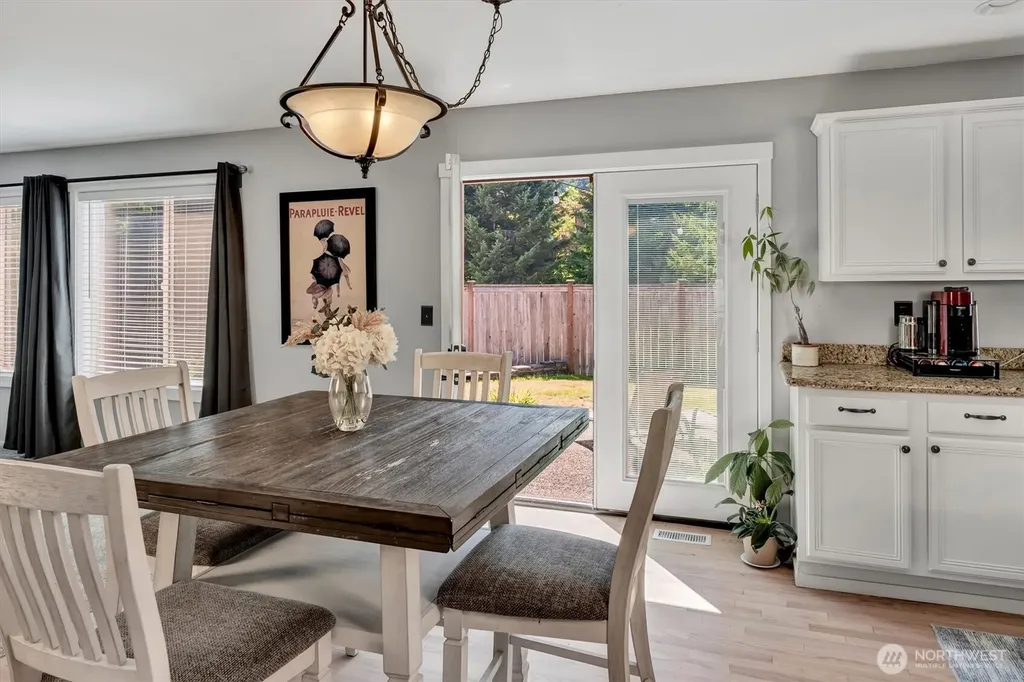 25801 176th Place SE Covington WA 98042