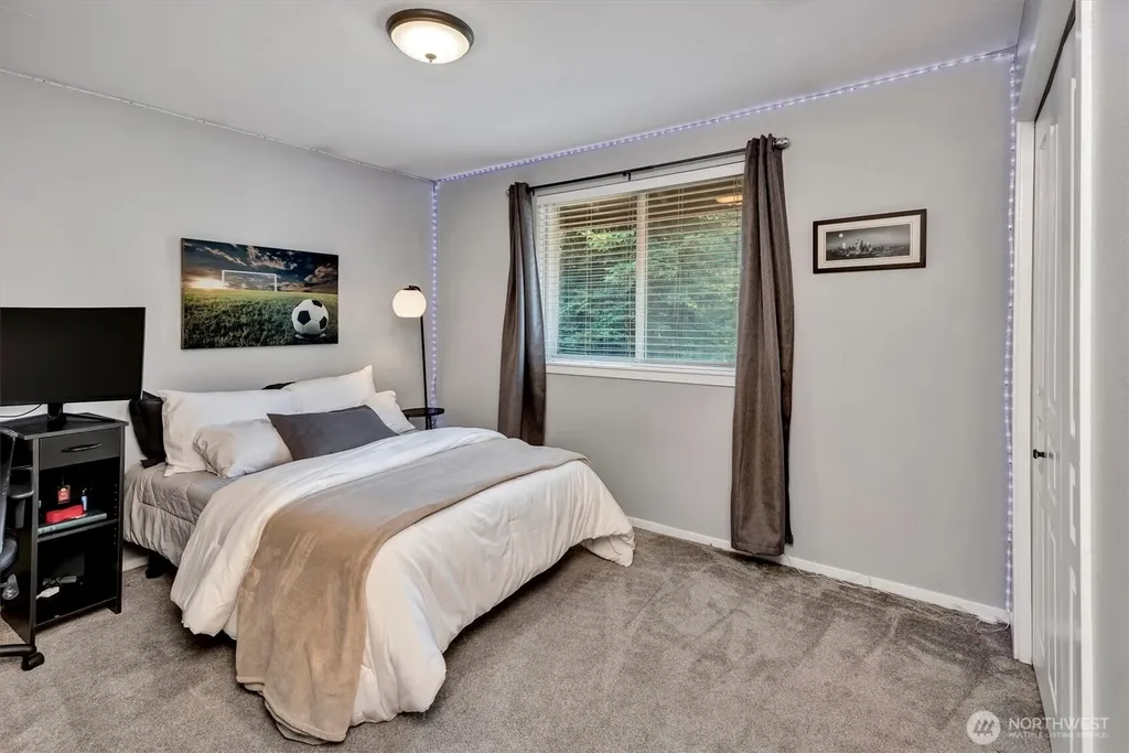 25801 176th Place SE Covington WA 98042