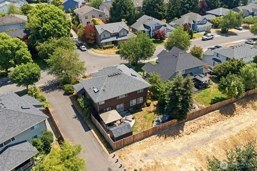 25801 176th Place SE Covington WA 98042
