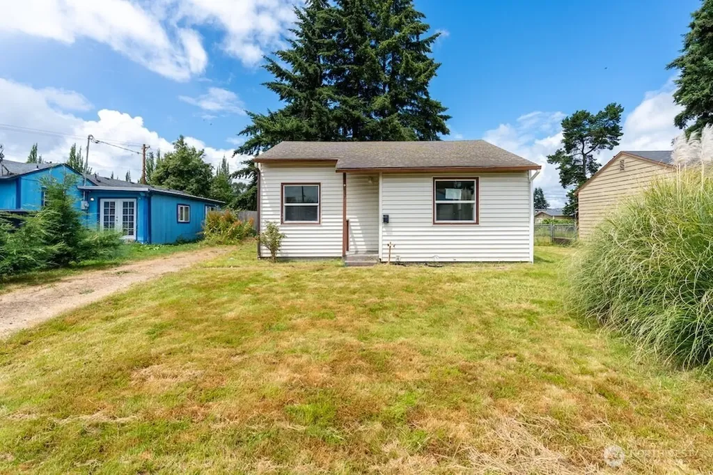 307 Cypress Longview WA 98632