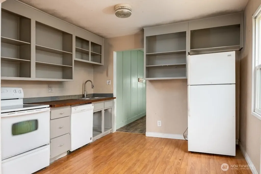 307 Cypress Longview WA 98632