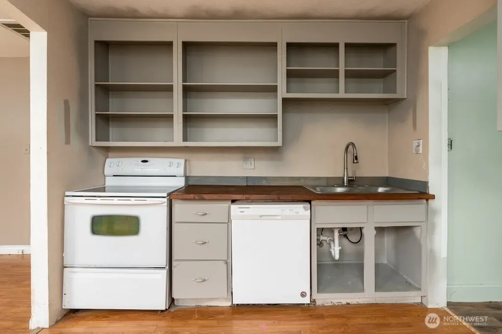 307 Cypress Longview WA 98632