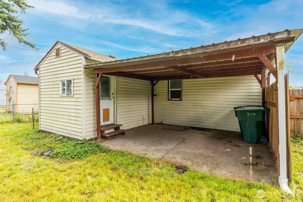 307 Cypress Longview WA 98632