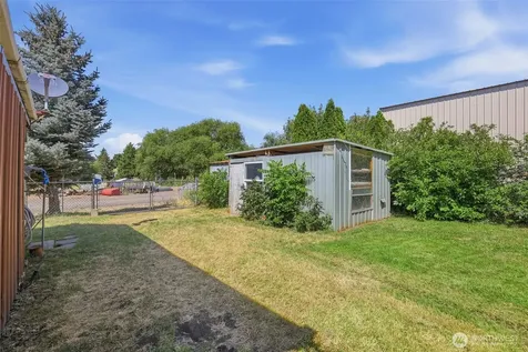 401 11th Street Davenport WA 99122