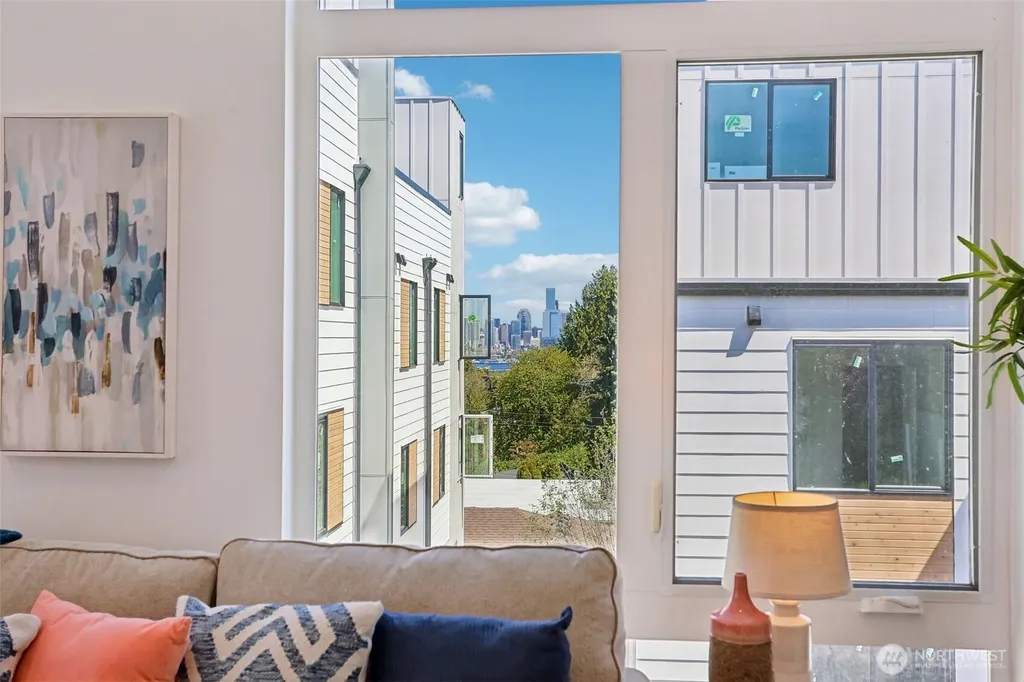 1926 Ferry Avenue SW Seattle WA 98116