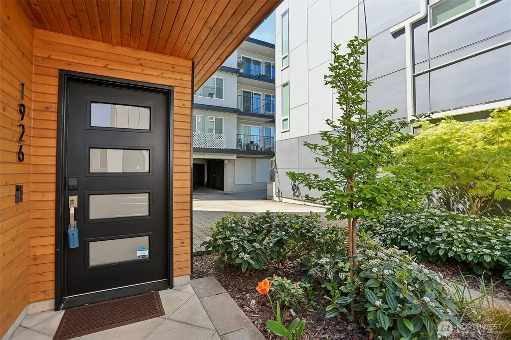1926 Ferry Avenue SW Seattle WA 98116