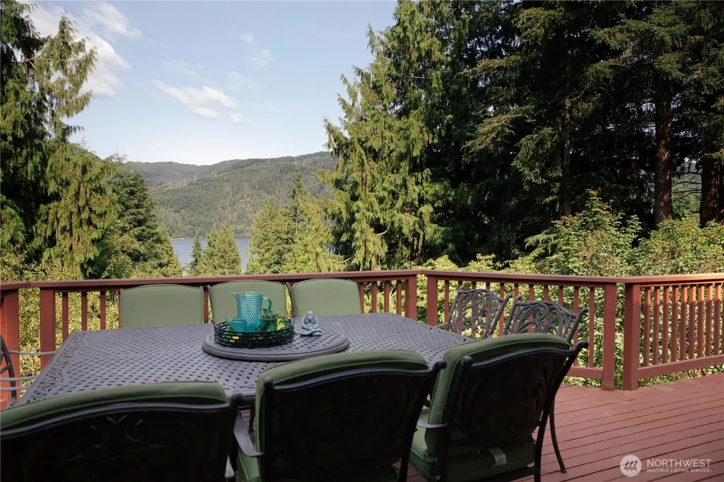 44 Windward Bellingham WA 98229