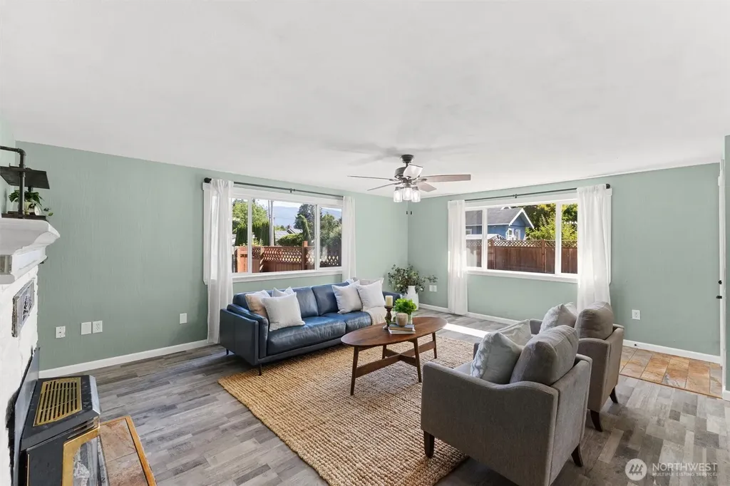 1410 Badger Lane Sedro Woolley WA 98284