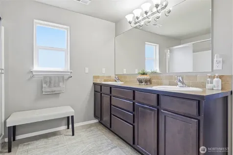 2670 Hickory Avenue West Richland WA 99353