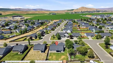 2670 Hickory Avenue West Richland WA 99353