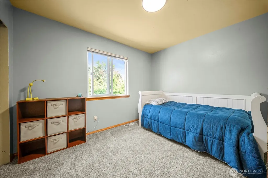 2114 Kempton Street SE Olympia WA 98501