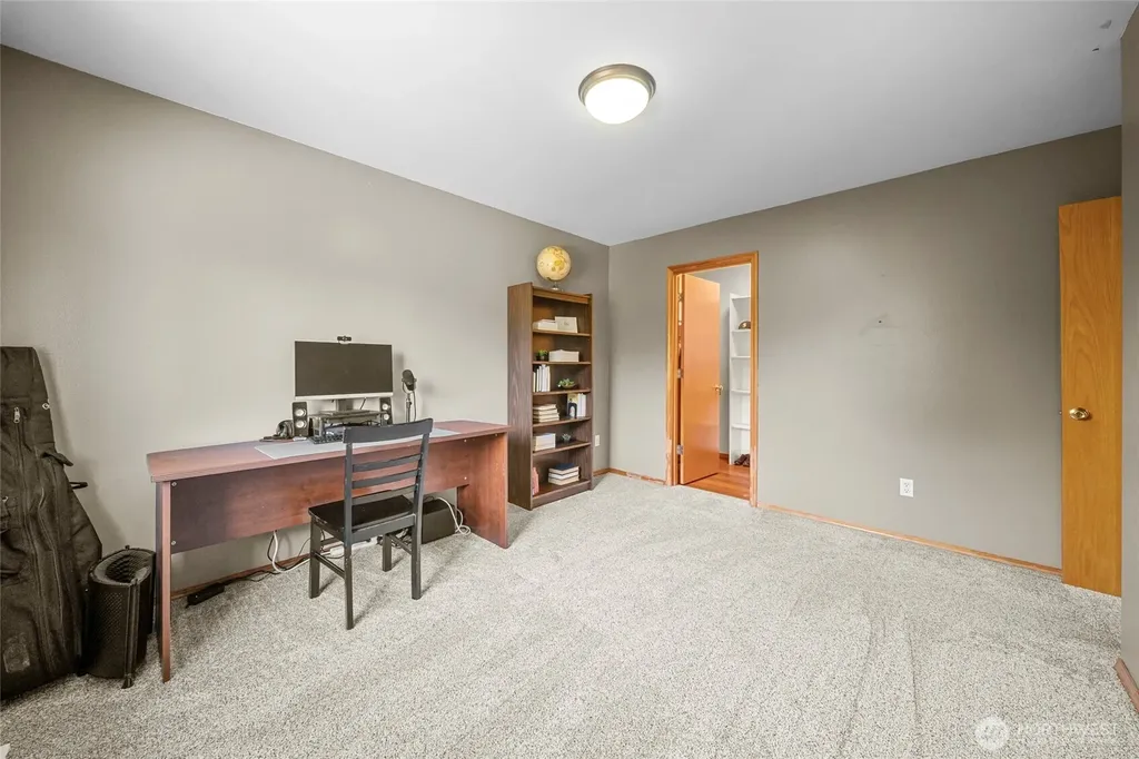 2114 Kempton Street SE Olympia WA 98501