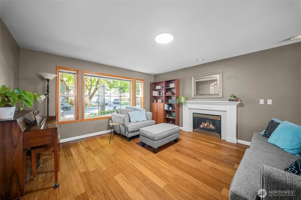 2114 Kempton Street SE Olympia WA 98501