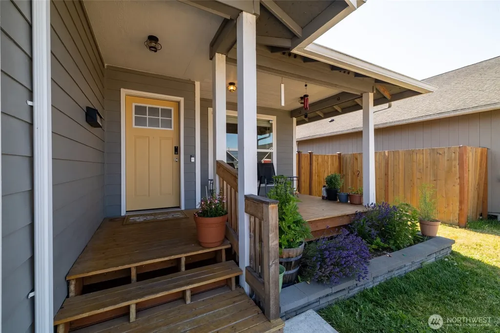 1418 Windsor Avenue Centralia WA 98531