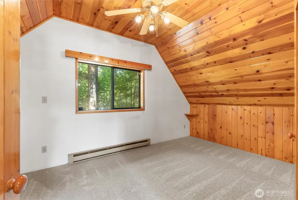 8625 Golden Valley Drive Maple Falls WA 98266