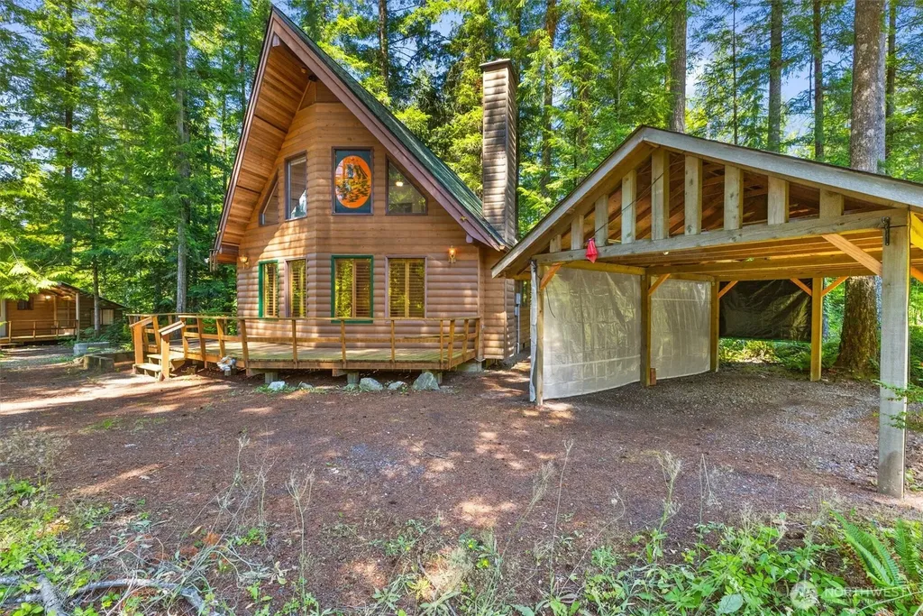 8625 Golden Valley Drive Maple Falls WA 98266