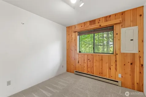 8625 Golden Valley Drive Maple Falls WA 98266