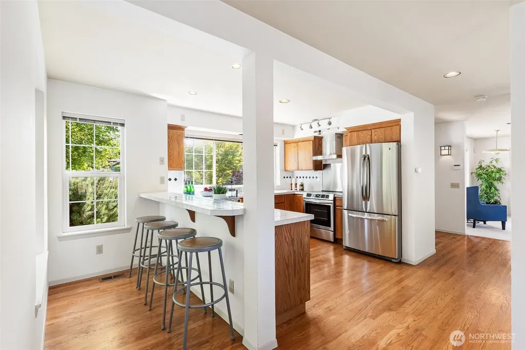 911 Brookmere Street Edmonds WA 98020