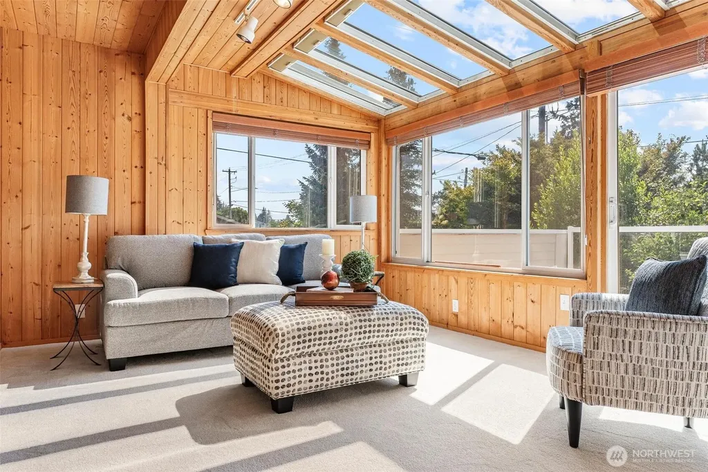 911 Brookmere Street Edmonds WA 98020