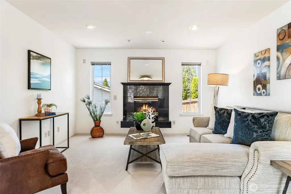 911 Brookmere Street Edmonds WA 98020