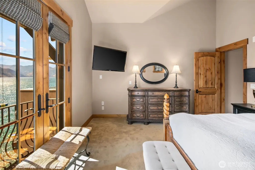 120 Brimstone Lane Chelan WA 98816