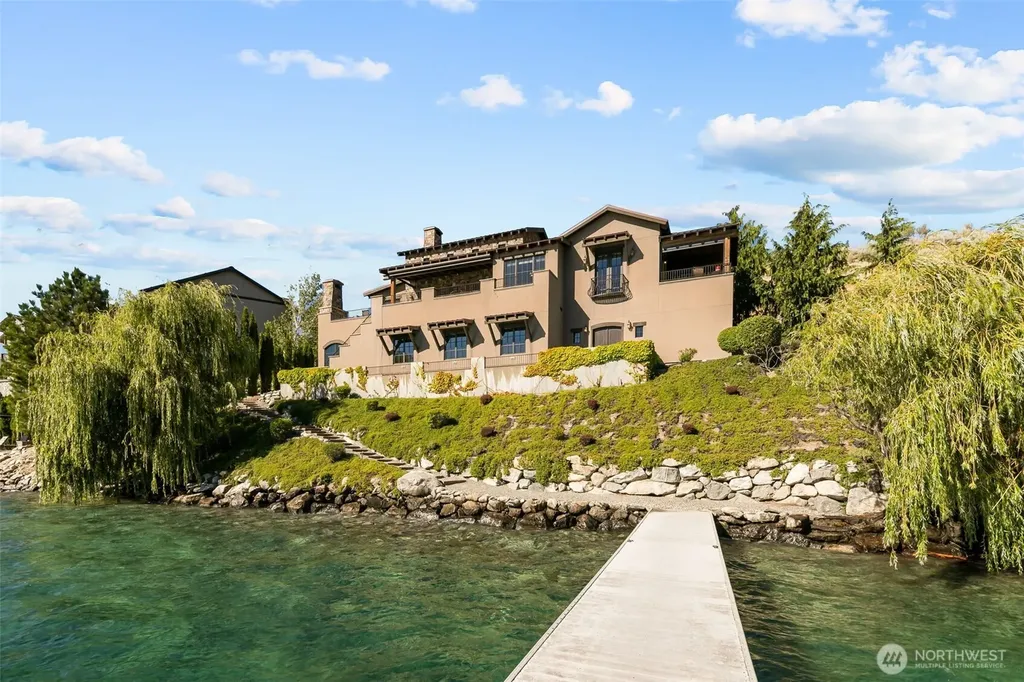 120 Brimstone Lane Chelan WA 98816