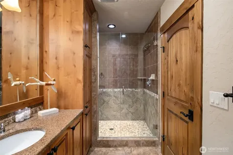 120 Brimstone Lane Chelan WA 98816