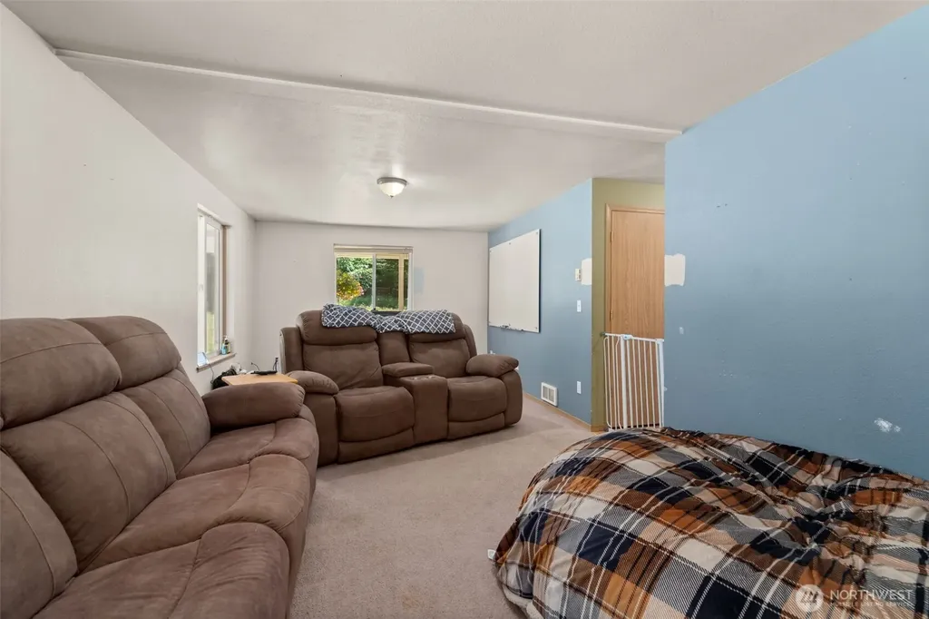 150 Allen Road Onalaska WA 98570