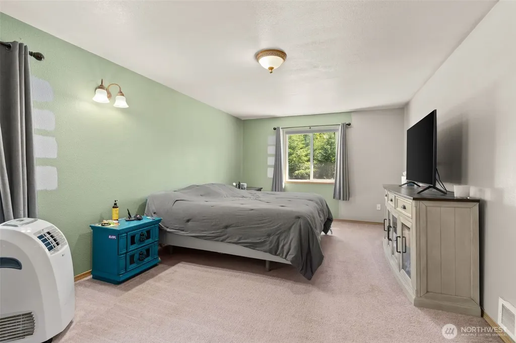 150 Allen Road Onalaska WA 98570