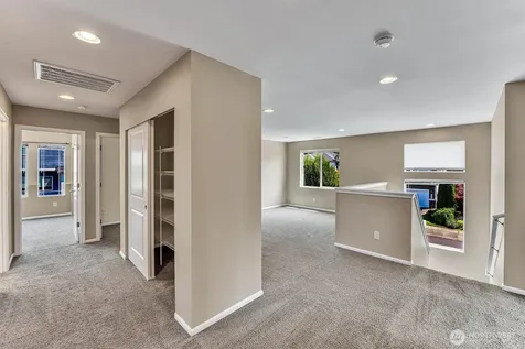 27451 211th Court SE Maple Valley WA 98038