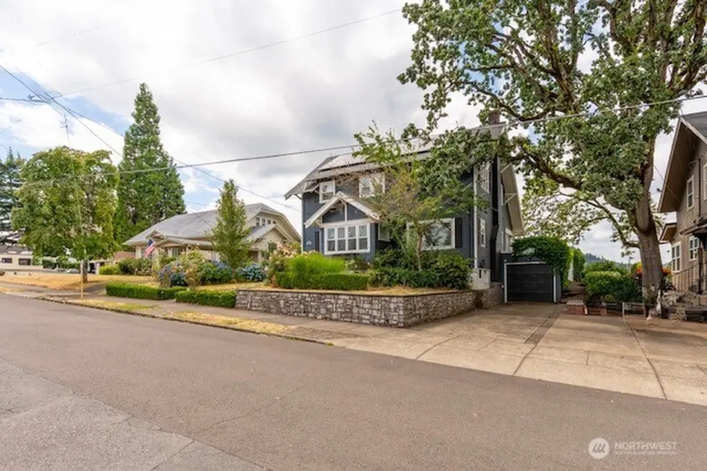 909 Center Street Oregon City OR 97045