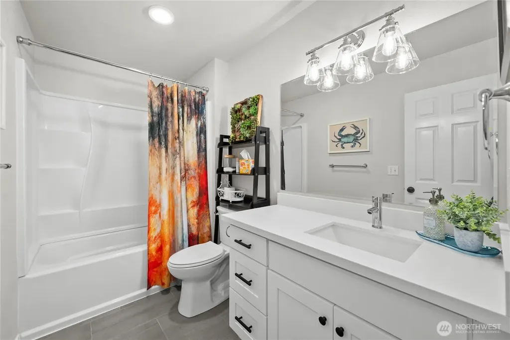 1205 Union Avenue Steilacoom WA 98388