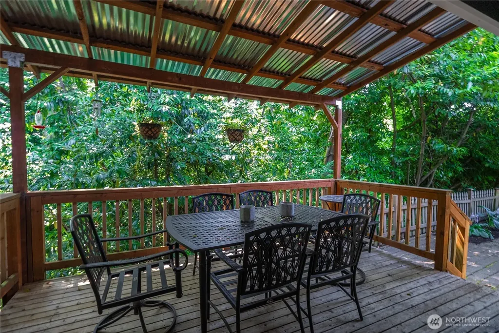 1205 Union Avenue Steilacoom WA 98388