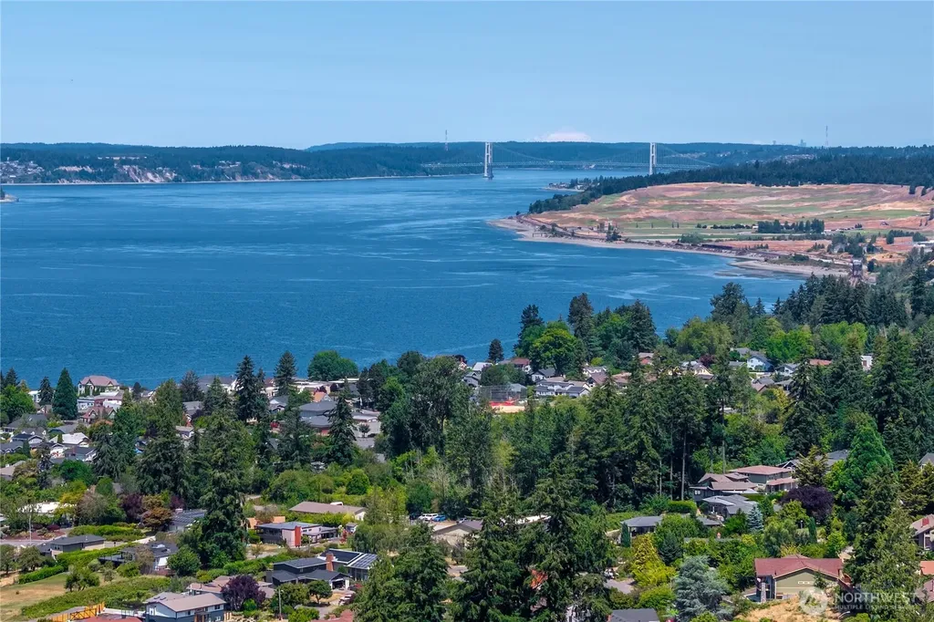 1205 Union Avenue Steilacoom WA 98388