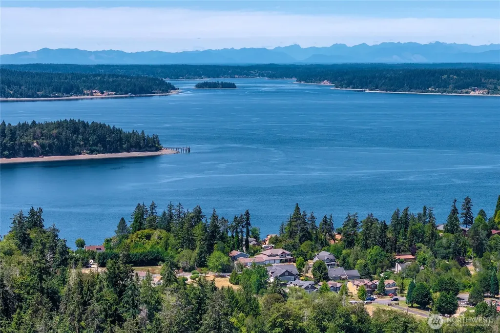 1205 Union Avenue Steilacoom WA 98388