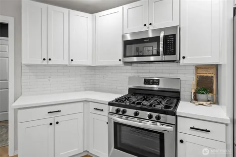 1205 Union Avenue Steilacoom WA 98388