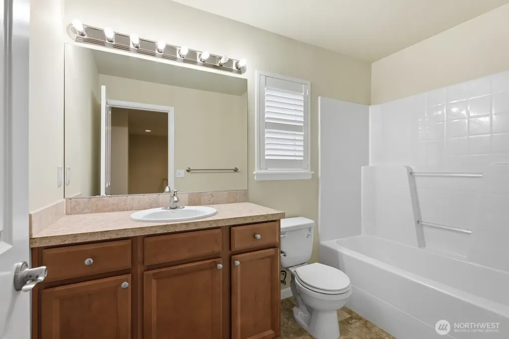 209 140th Street SW Everett WA 98208