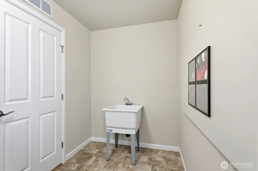 209 140th Street SW Everett WA 98208