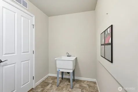 209 140th Street SW Everett WA 98208
