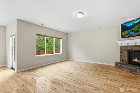 209 140th Street SW Everett WA 98208