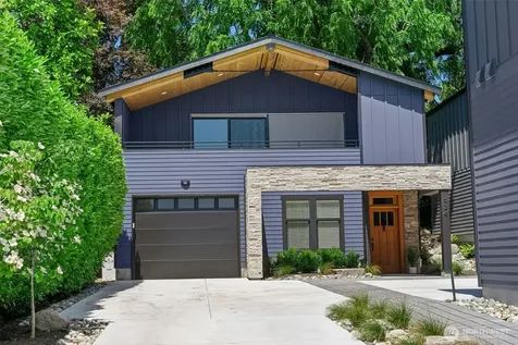 634 11th Avenue Kirkland WA 98033