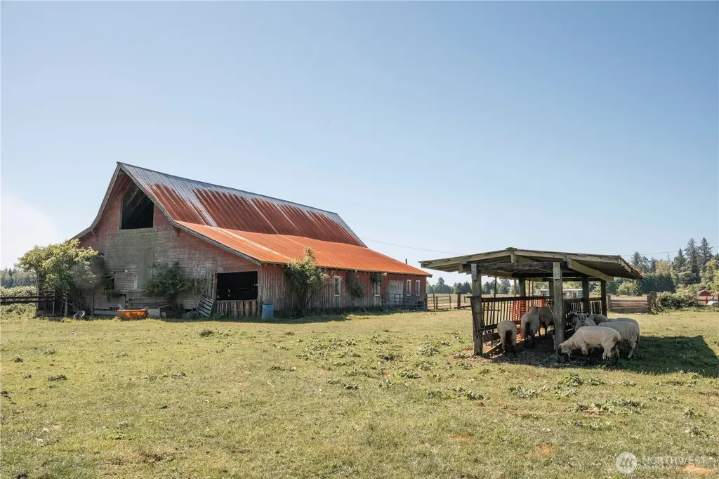 1378 Ocean Beach Road Hoquiam WA 98550