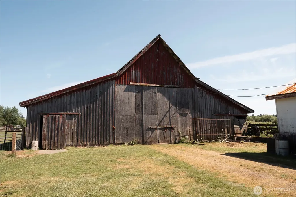 1378 Ocean Beach Road Hoquiam WA 98550