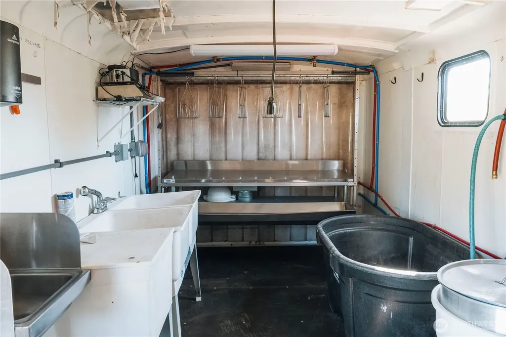 1378 Ocean Beach Road Hoquiam WA 98550